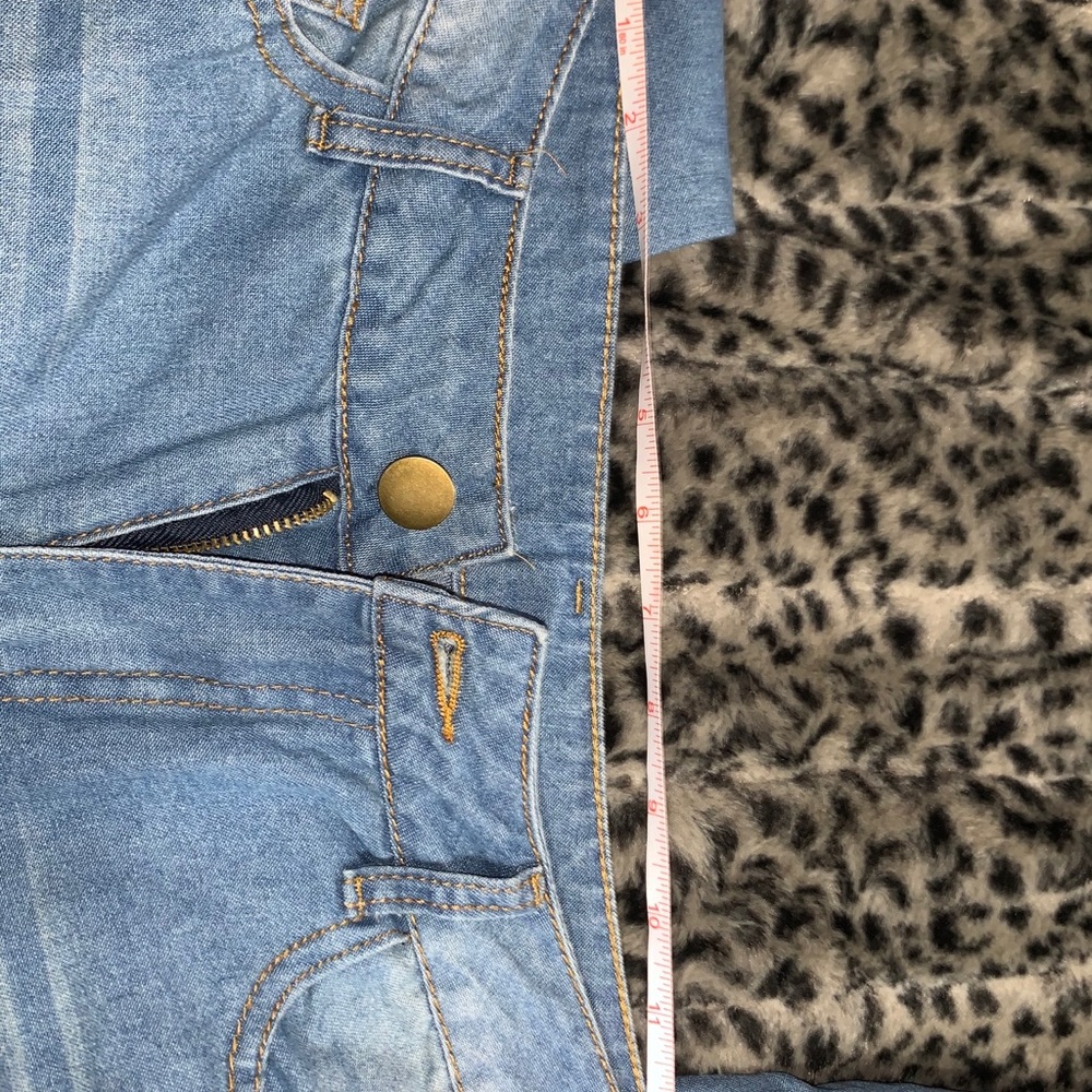 Jeans - Picture 8 of 8
